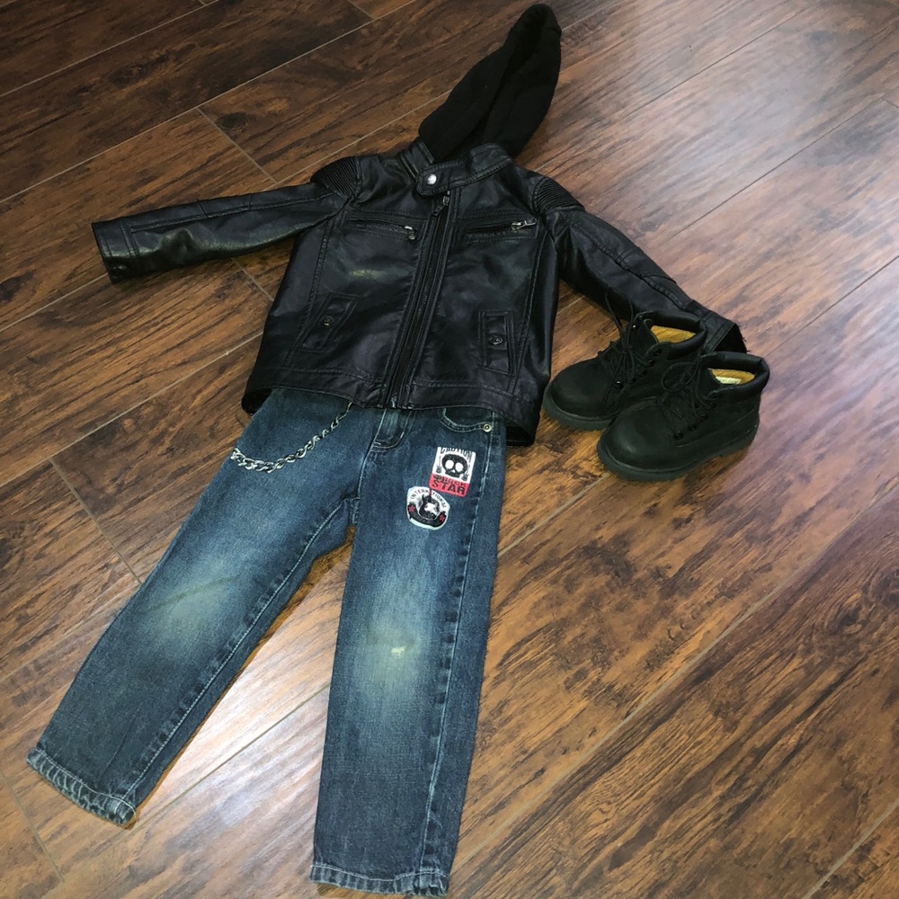 Boys 3T faux leather jacket with hoodie